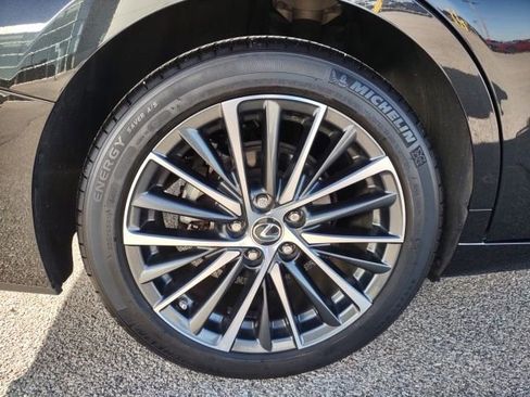 Used 2024 Lexus ES 350 w/ Premium Package FWD image 25