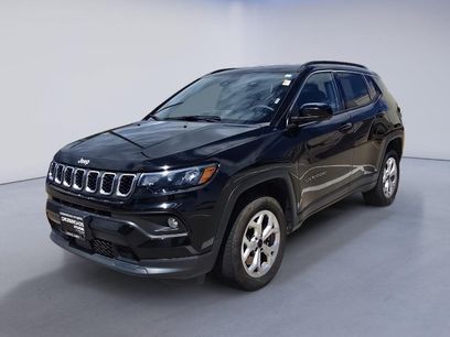 Used 2025 Jeep Compass Latitude w/ Sun & Sound Group