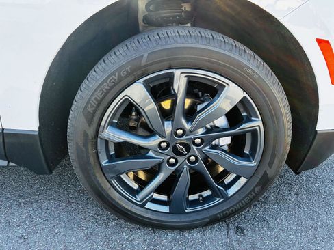 Used 2022 Chevrolet Equinox RS w/ RS Leather Package image 42