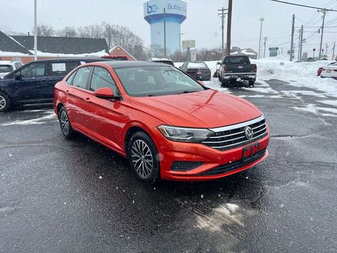 Used 2019 Volkswagen Jetta SE image 4