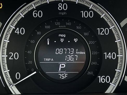 Used 2013 Honda Accord EX-L image 17