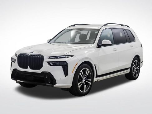Certified 2026 BMW X7 xDrive40i AWD/4WD image 1