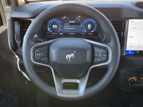 New 2025 Ford Bronco 4-Door image 25