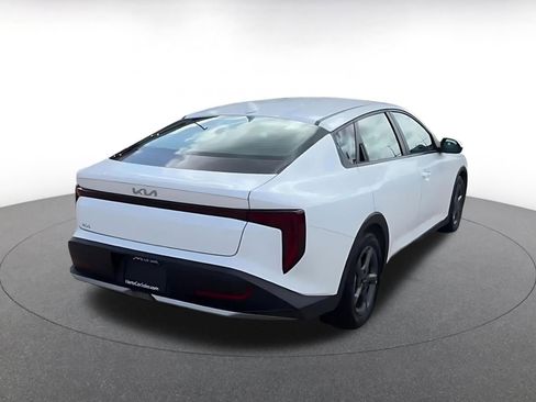 Used 2025 Kia K4 FWD image 12