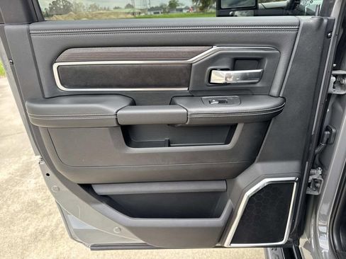 New 2026 RAM 2500 Laramie w/ Night Edition AWD/4WD image 30