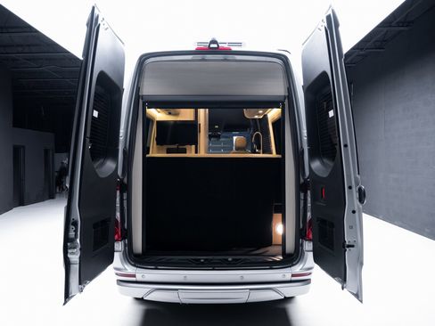 Used 2022 Mercedes-Benz Sprinter 144 Cargo image 83