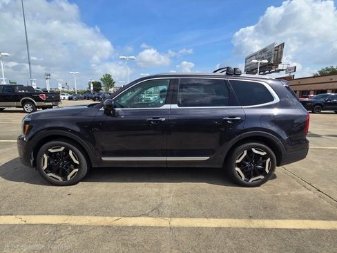 Used 2025 Kia Telluride S image 8