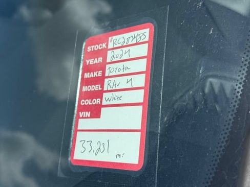 Used 2024 Toyota RAV4 LE FWD image 10