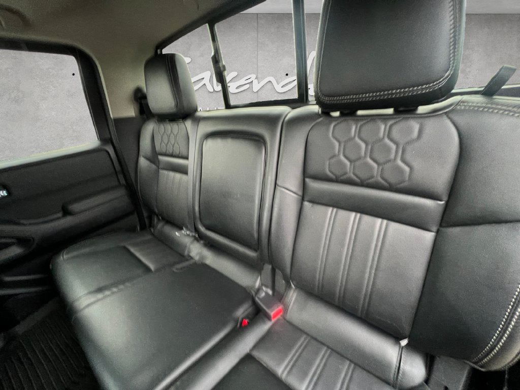 Used 2023 Nissan Frontier SV w/ SV Premium Package AWD/4WD image 22