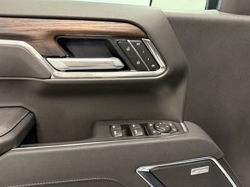 New 2026 GMC Sierra 1500 SLT w/ SLT Premium Plus Package AWD/4WD image 13