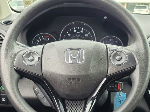 Used 2022 Honda HR-V LX image 27
