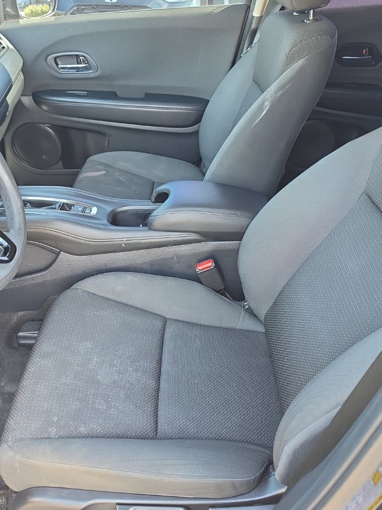 Used 2021 Honda HR-V LX image 11