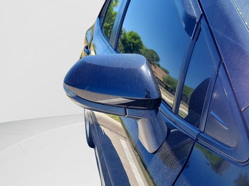 Used 2021 Toyota Corolla SE image 3