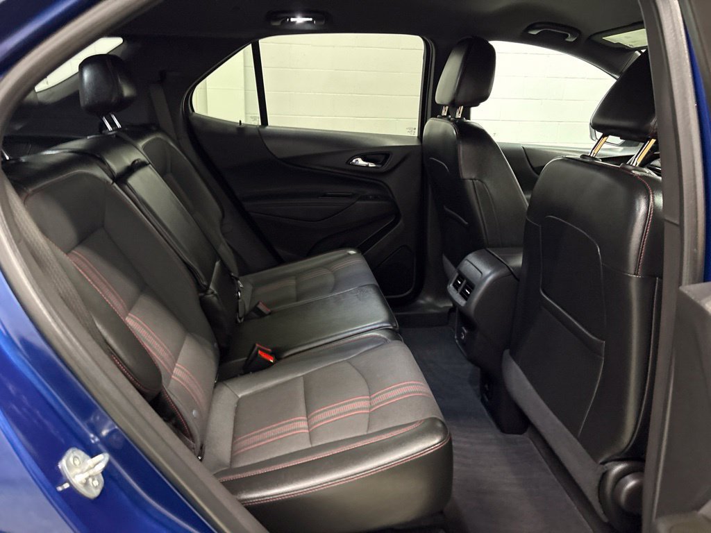 Used 2023 Chevrolet Equinox RS AWD/4WD image 34