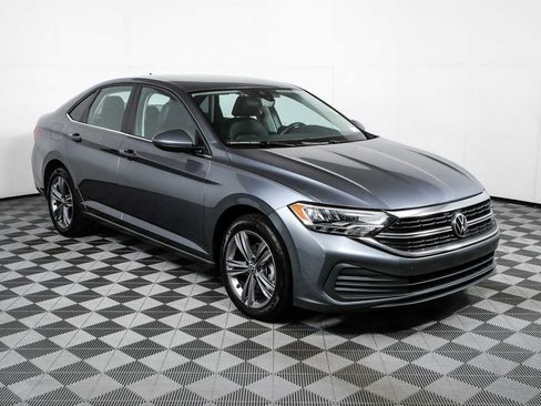 Certified 2024 Volkswagen Jetta SE FWD image 1
