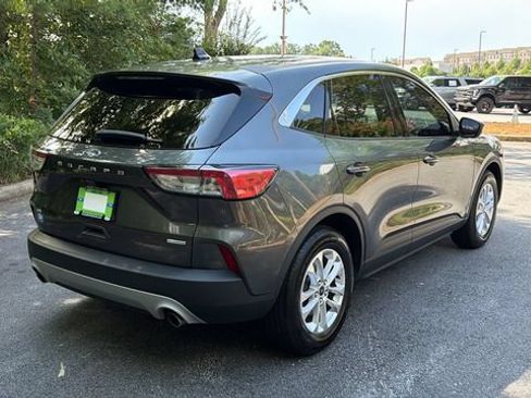 Certified 2020 Ford Escape SE FWD image 7