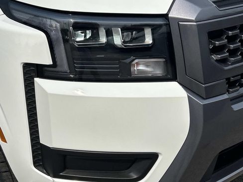 New 2026 Nissan Frontier SV w/ Tow Package RWD image 10