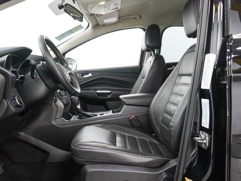 Used 2017 Ford Escape SE w/ Equipment Group 201A AWD/4WD image 23