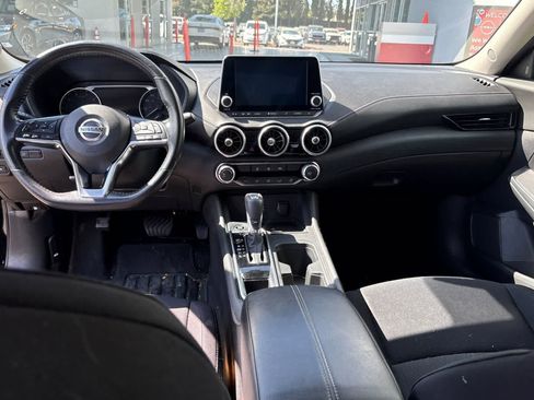 Used 2023 Nissan Sentra SV FWD image 4