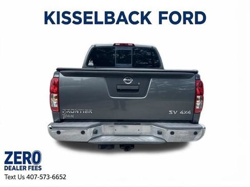 Used 2017 Nissan Frontier SV w/ SV Value Truck Package AWD/4WD image 5