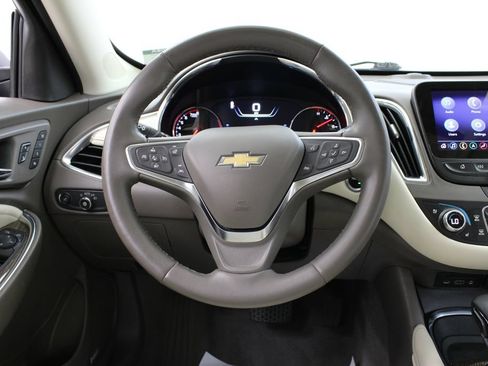 Used 2024 Chevrolet Malibu LT FWD image 24