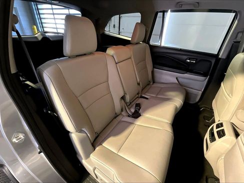 Used 2021 Honda Pilot Special Edition image 20