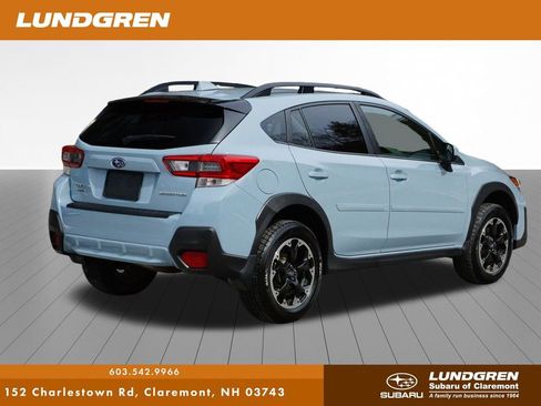Used 2021 Subaru Crosstrek 2.0i Premium image 3