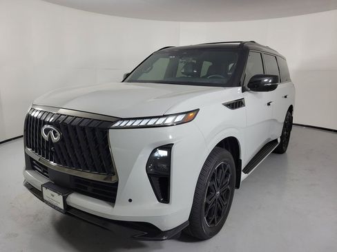 Used 2026 INFINITI QX80 4WD w/ Sport Exterior Package image 2