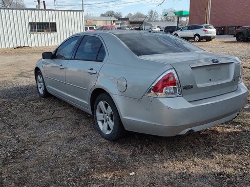 Used 2007 Ford Fusion SE image 3