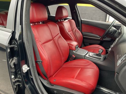 Used 2022 Dodge Charger R/T w/ Plus Group RWD image 21