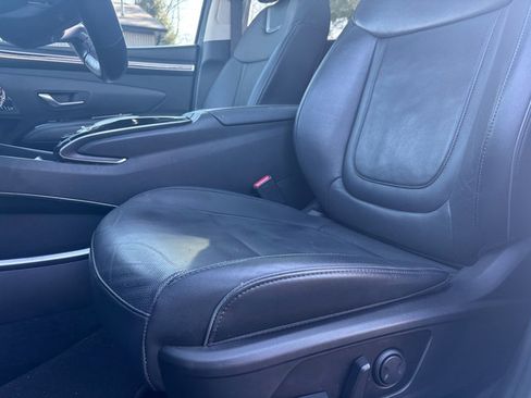 Used 2022 Hyundai Tucson Limited image 14