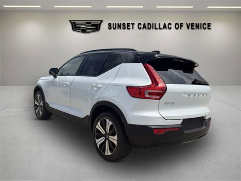 Used 2023 Volvo XC40 Recharge Plus w/ Protection Package Premier AWD/4WD image 5