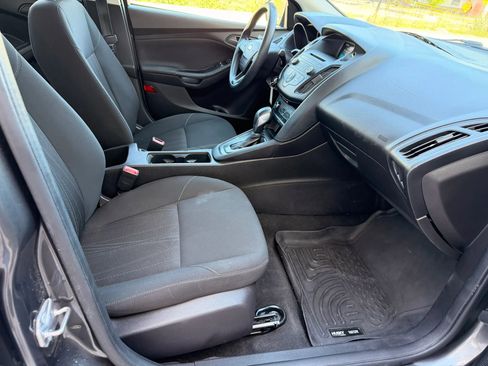 Used 2015 Ford Focus S FWD image 12