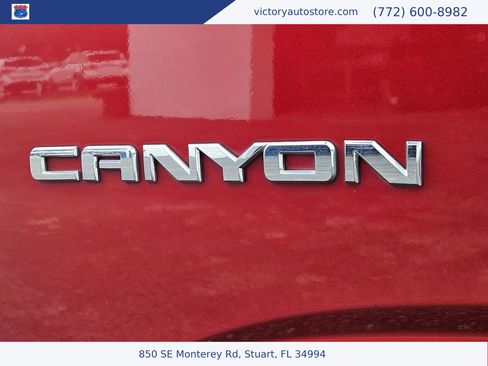 Used 2016 GMC Canyon SLE w/ SLE Convenience Package image 12