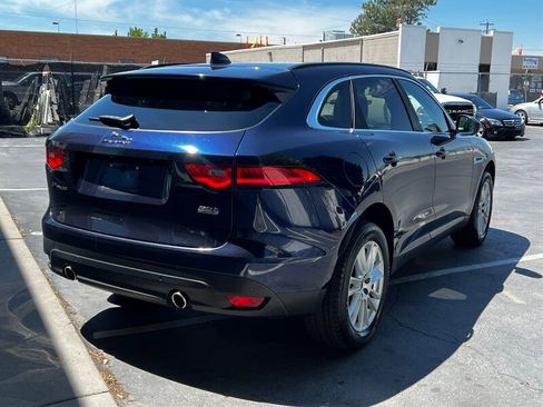 Used 2017 Jaguar F-PACE Prestige AWD/4WD image 7