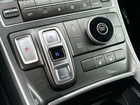 Used 2023 Hyundai Santa Fe SEL image 17