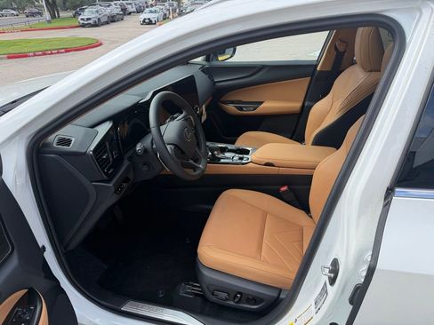 Certified 2025 Lexus NX 450h+ AWD w/ Towing Package (2000 Lbs) image 7