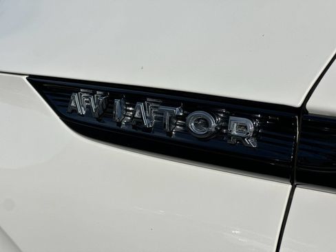 Certified 2023 Lincoln Aviator Black Label AWD/4WD image 27