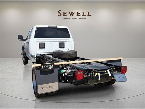 New 2024 RAM 5500 Tradesman image 3