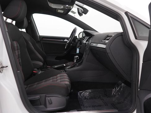Used 2017 Volkswagen GTI S FWD image 11