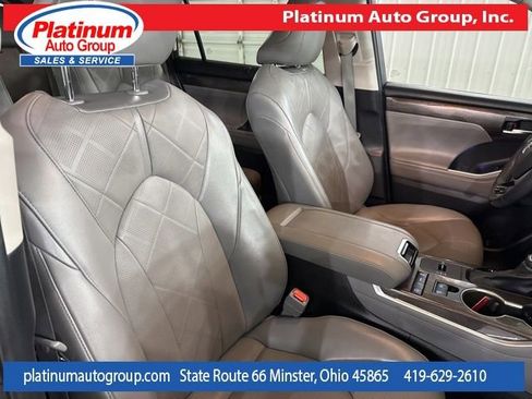 Used 2022 Toyota Highlander Platinum image 40