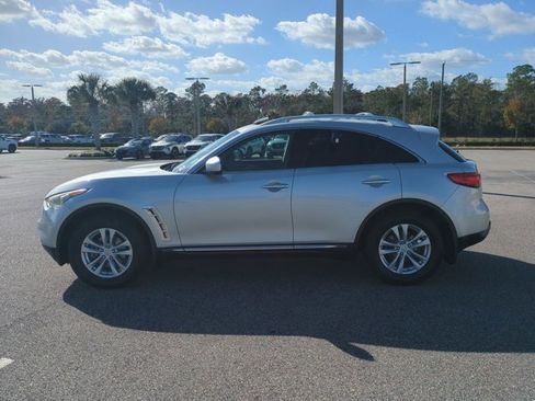 Used 2011 INFINITI FX35 AWD w/ Premium Pkg image 8