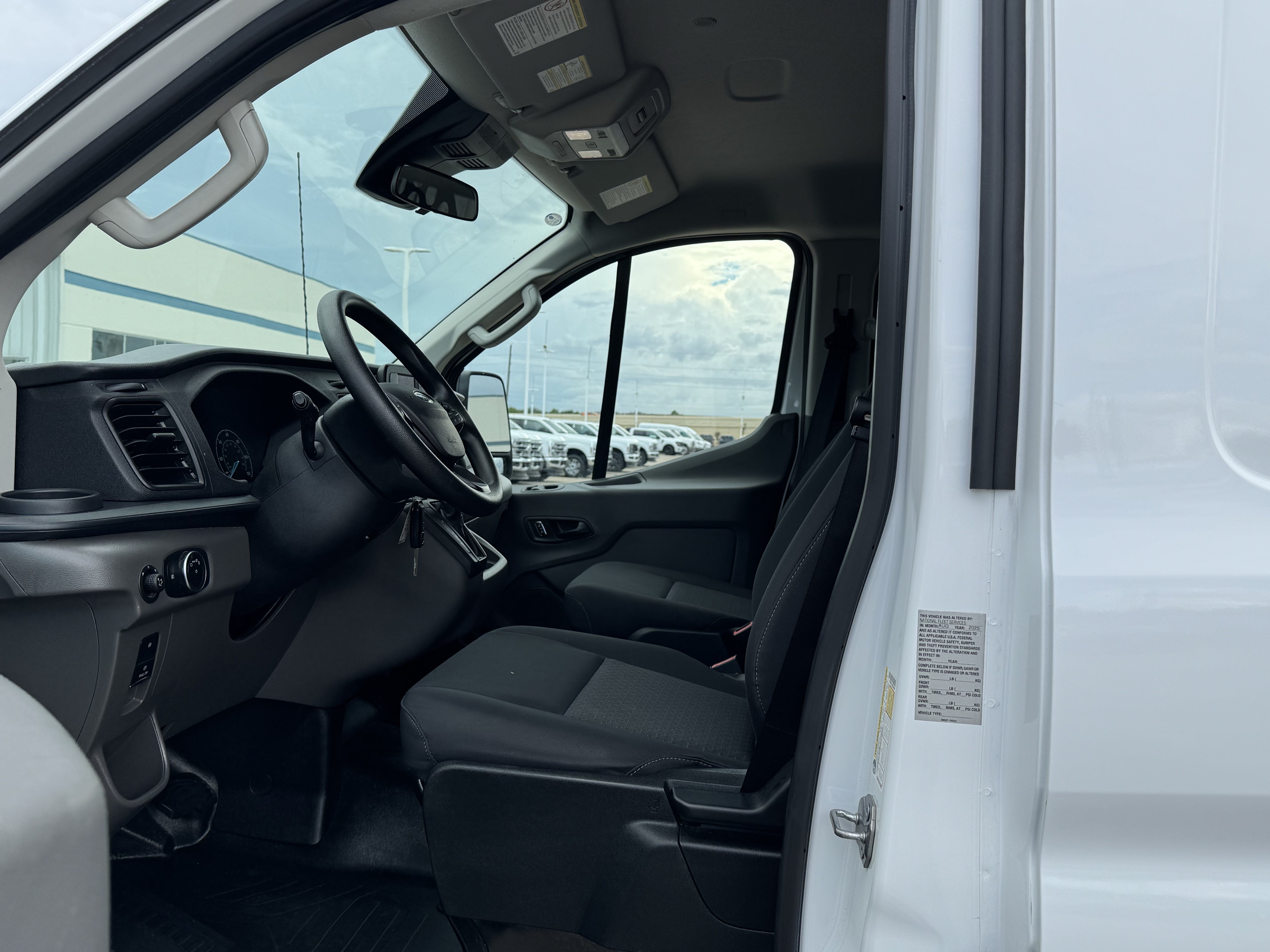 Used 2025 Ford Transit 250 Low Roof w/ Exterior Upgrade Package RWD image 16