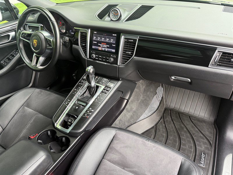 Used 2018 Porsche Macan S AWD/4WD image 20