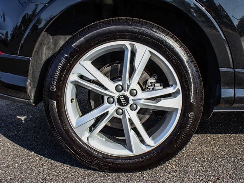 Used 2021 Audi Q3 2.0T Premium w/ Convenience Package image 7