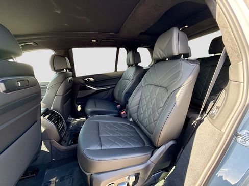New 2026 BMW X7 xDrive40i w/ M Sport Package image 23
