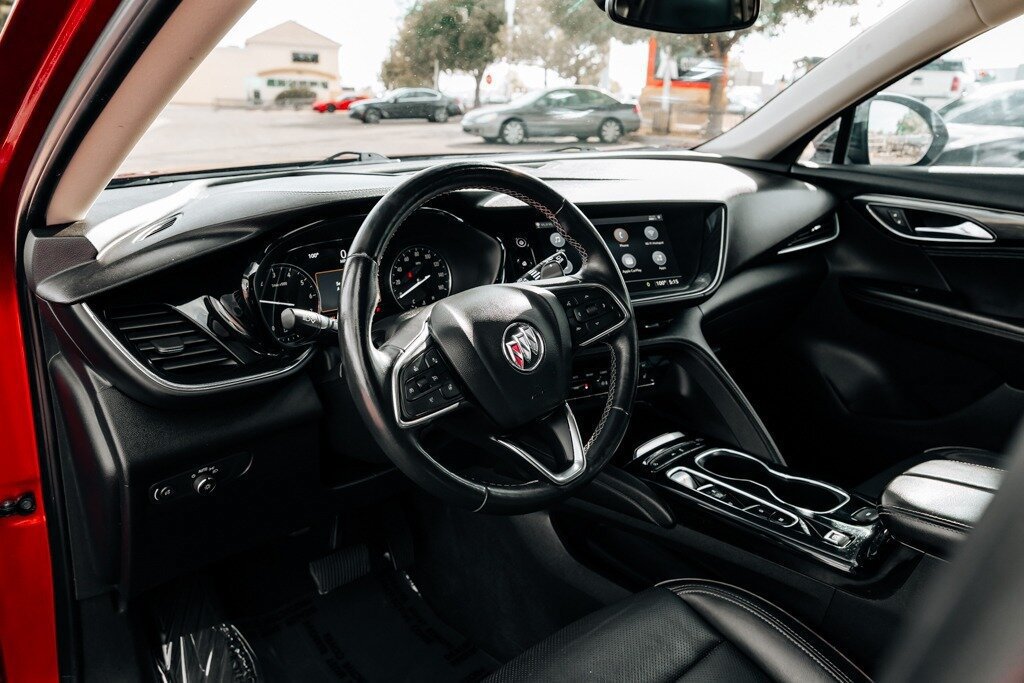 Used 2021 Buick Envision Essence w/ Sport Touring Package FWD image 18