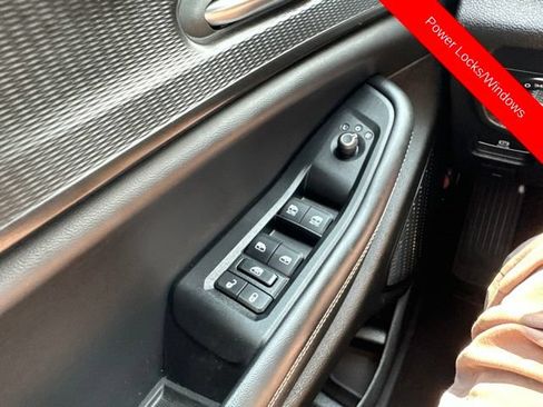Used 2023 Jeep Grand Cherokee Altitude AWD/4WD image 40
