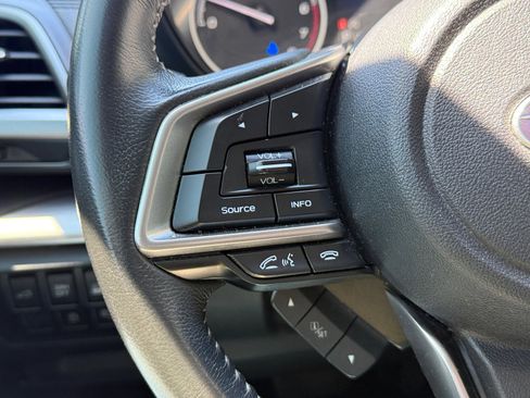 Used 2022 Subaru Forester Premium AWD/4WD image 25