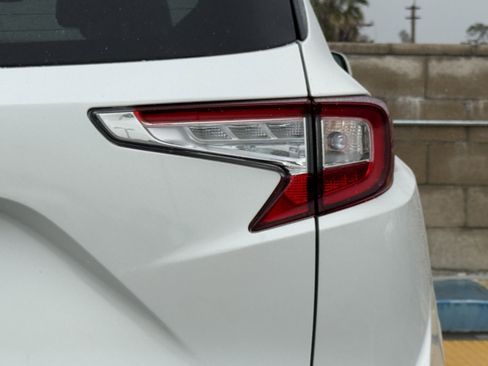 Used 2019 Acura RDX FWD w/ Technology Package image 12